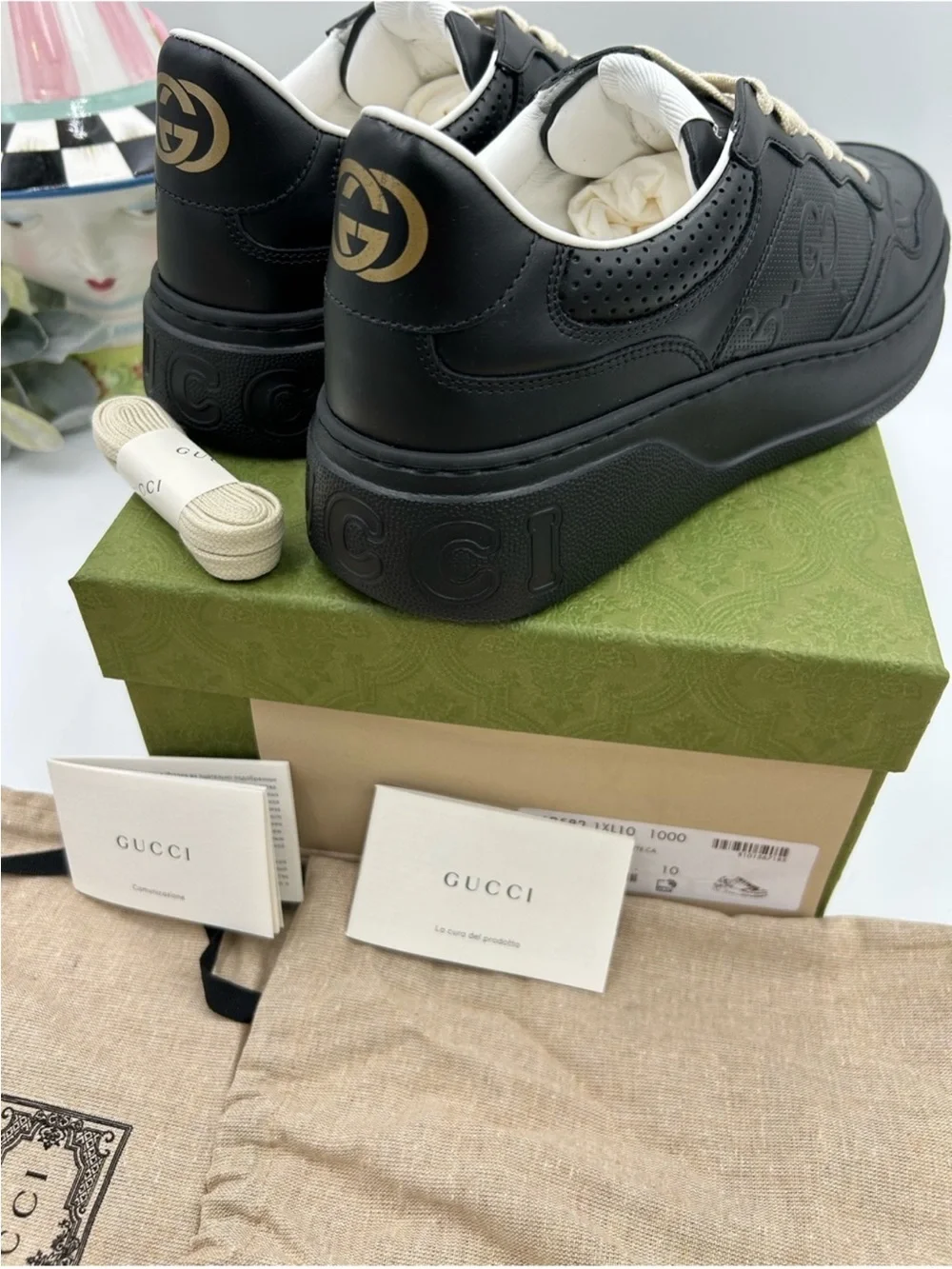 Men’s Gucci GG embossed black leather sneakers size 10 fits 10.5 US made Italy